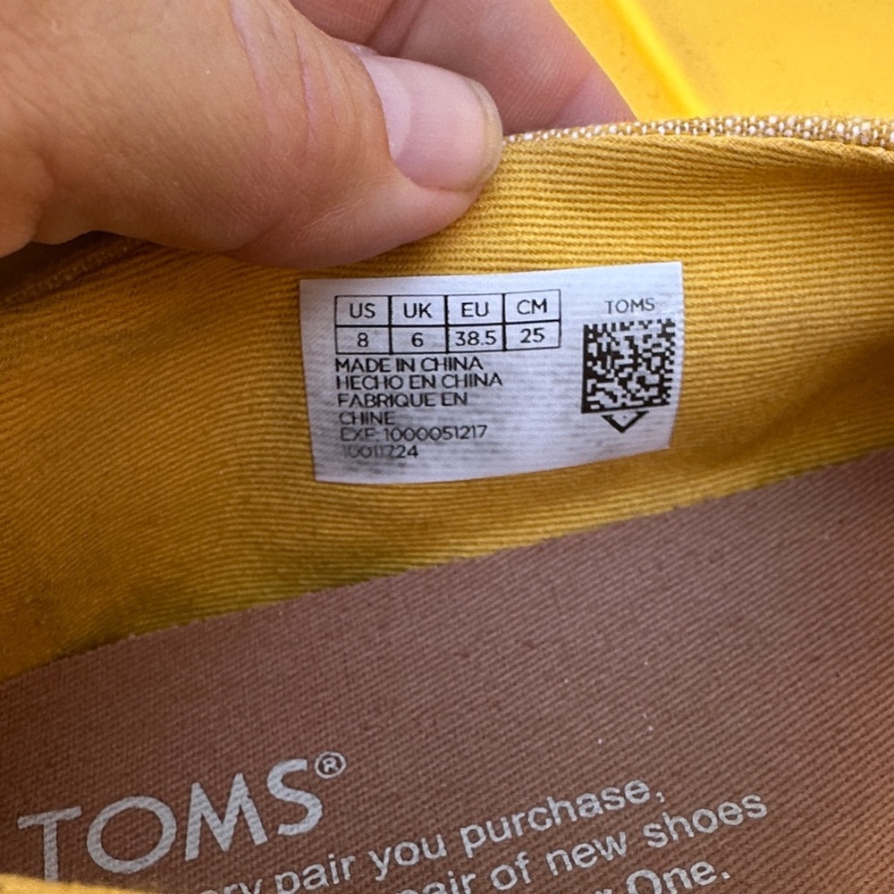 Toms Women's Light Yellow Espadrilles - Picture 16 of 16